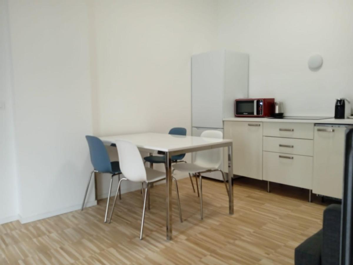 Apartment Via D'Apulia 11 Милано Екстериор снимка