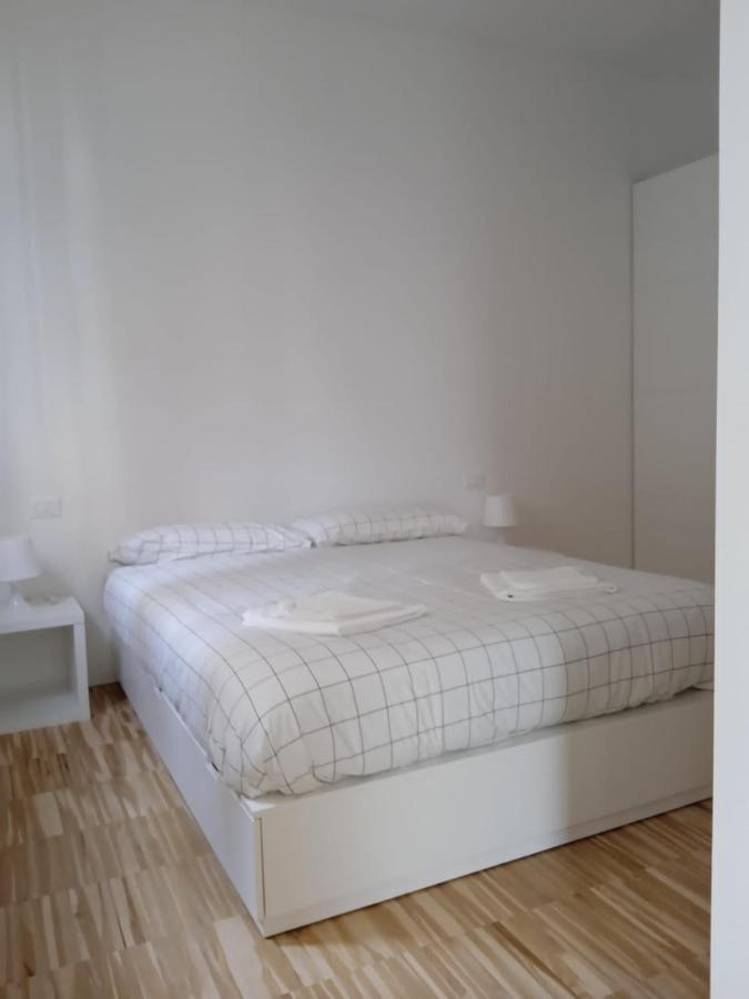 Apartment Via D'Apulia 11 Милано Екстериор снимка