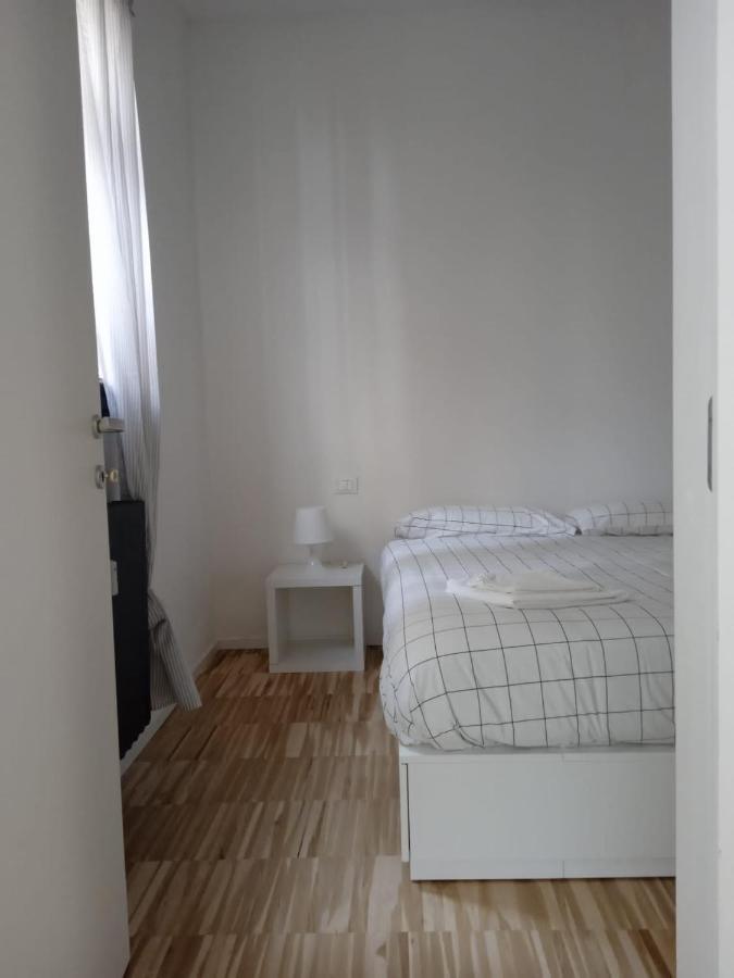 Apartment Via D'Apulia 11 Милано Екстериор снимка